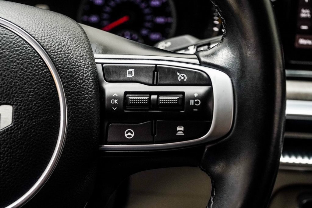 2022 Kia K5 EX photo 25
