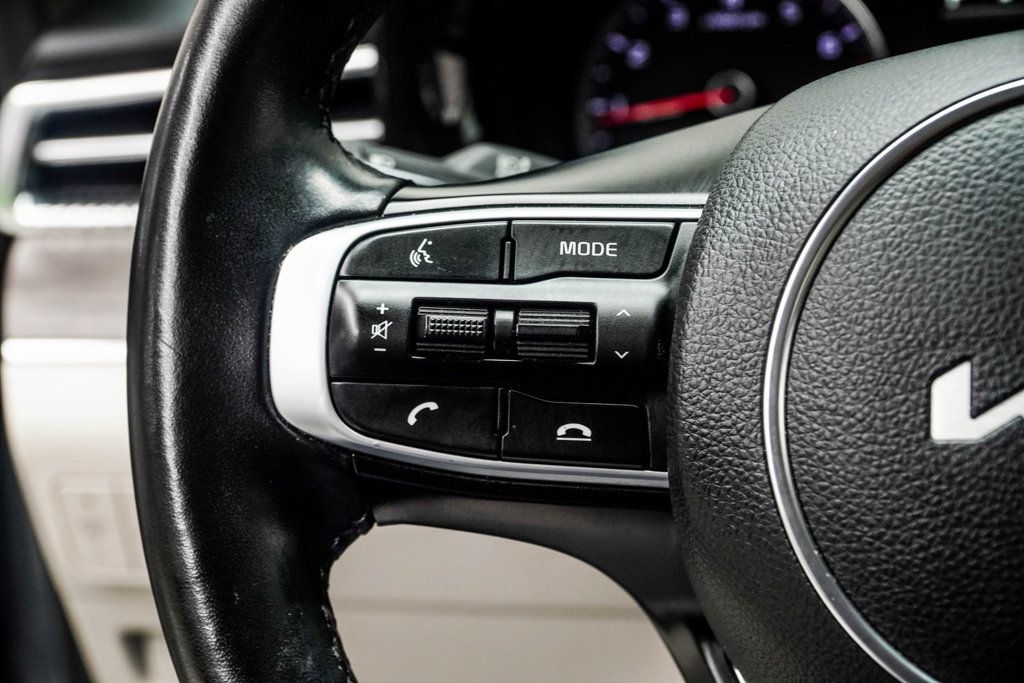 2022 Kia K5 EX photo 26