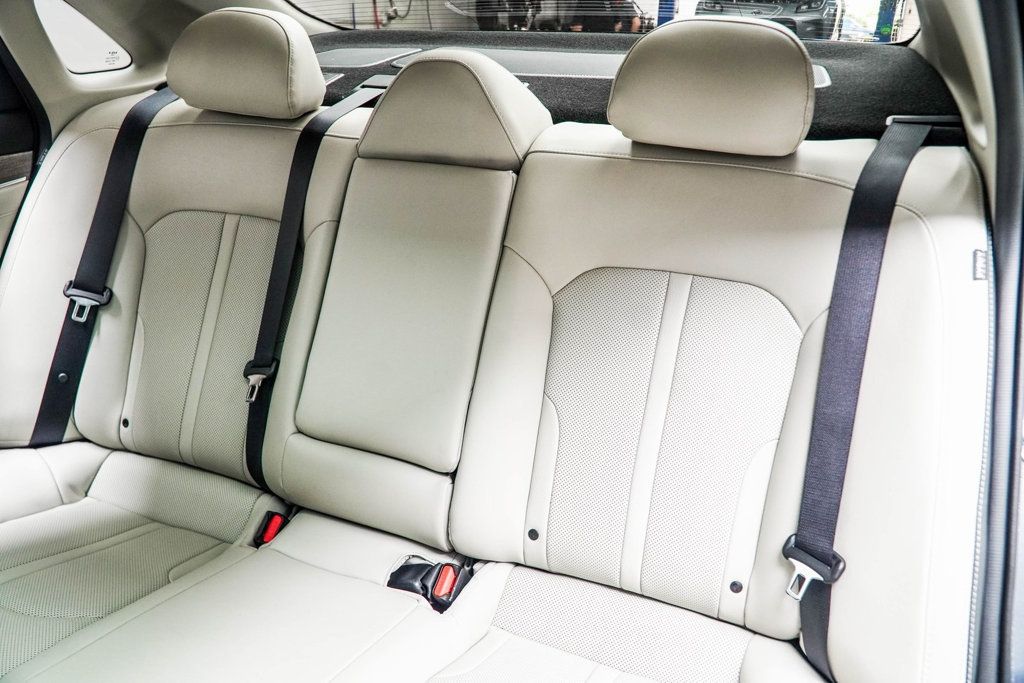 2022 Kia K5 EX photo 35