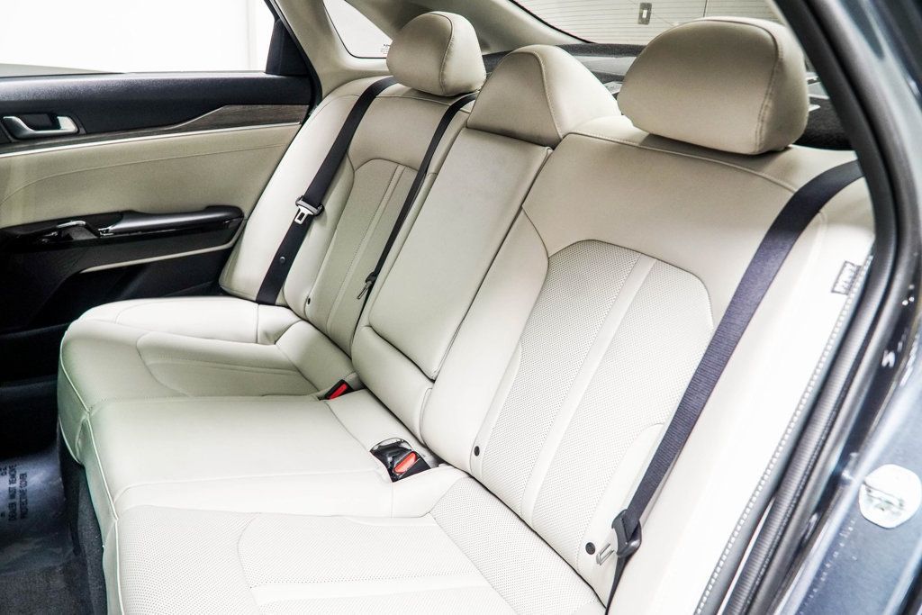 2022 Kia K5 EX photo 36