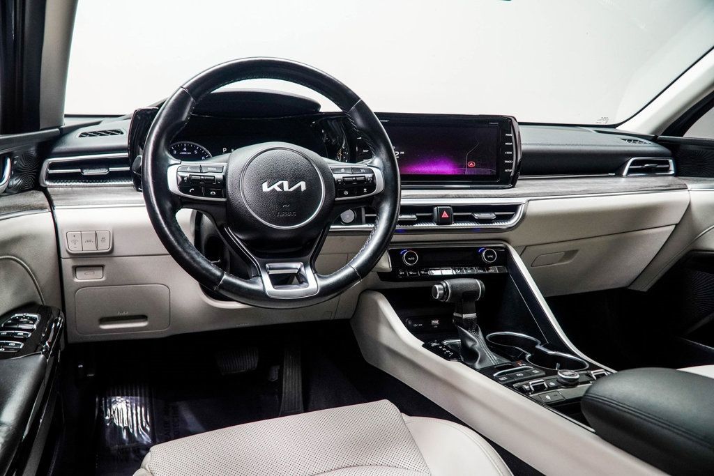 2022 Kia K5 EX photo 5