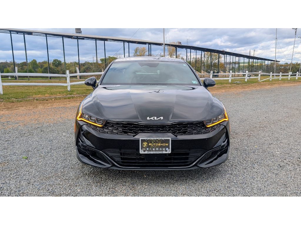 2022 Kia K5 GT-Line photo 2