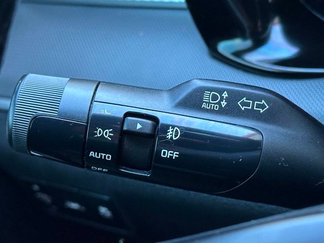 2022 Kia K5 GT Line 4dr Sedan - 22912816 - 37