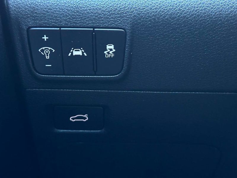 2022 Kia K5 GT Line 4dr Sedan - 22912816 - 39