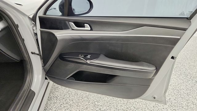 2022 Kia K5 GT-Line Automatic - 22953595 - 25