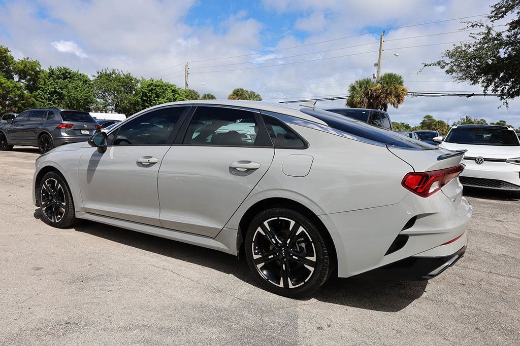 2022 Kia K5 GT-Line photo 6