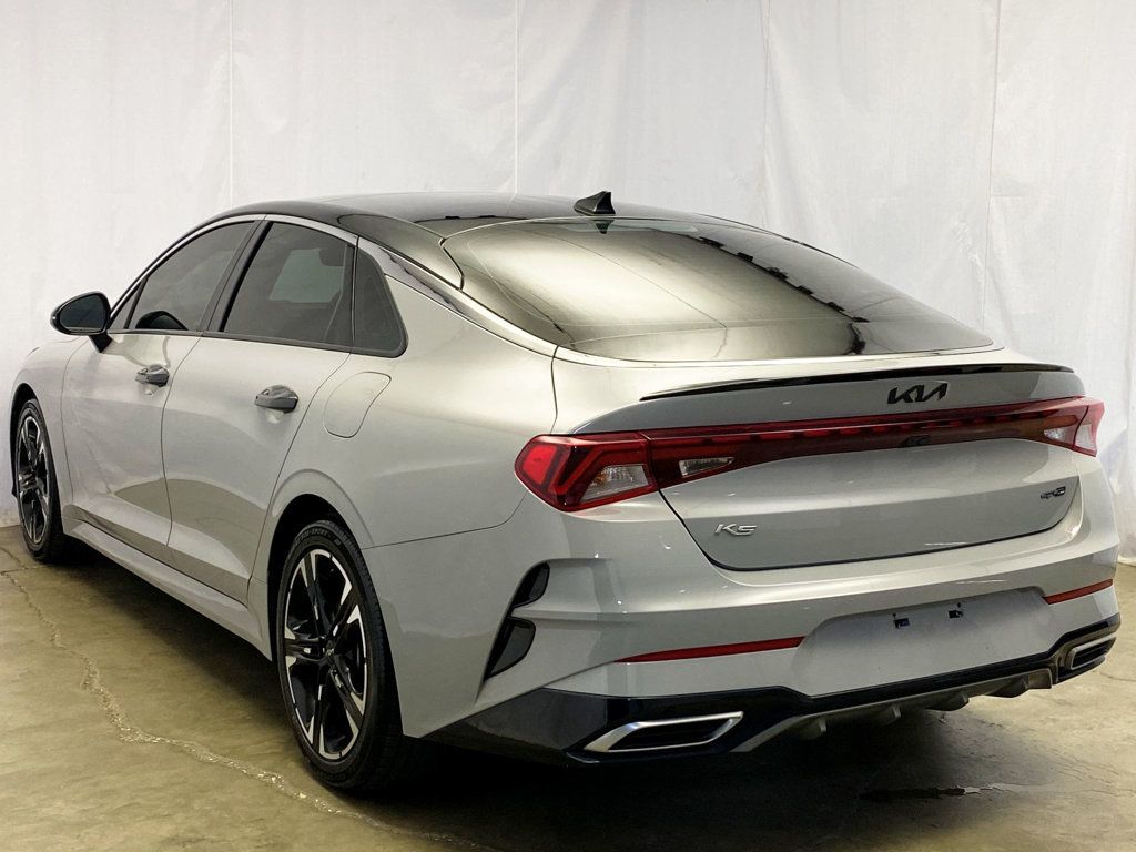 2022 Kia K5 GT-Line photo 3
