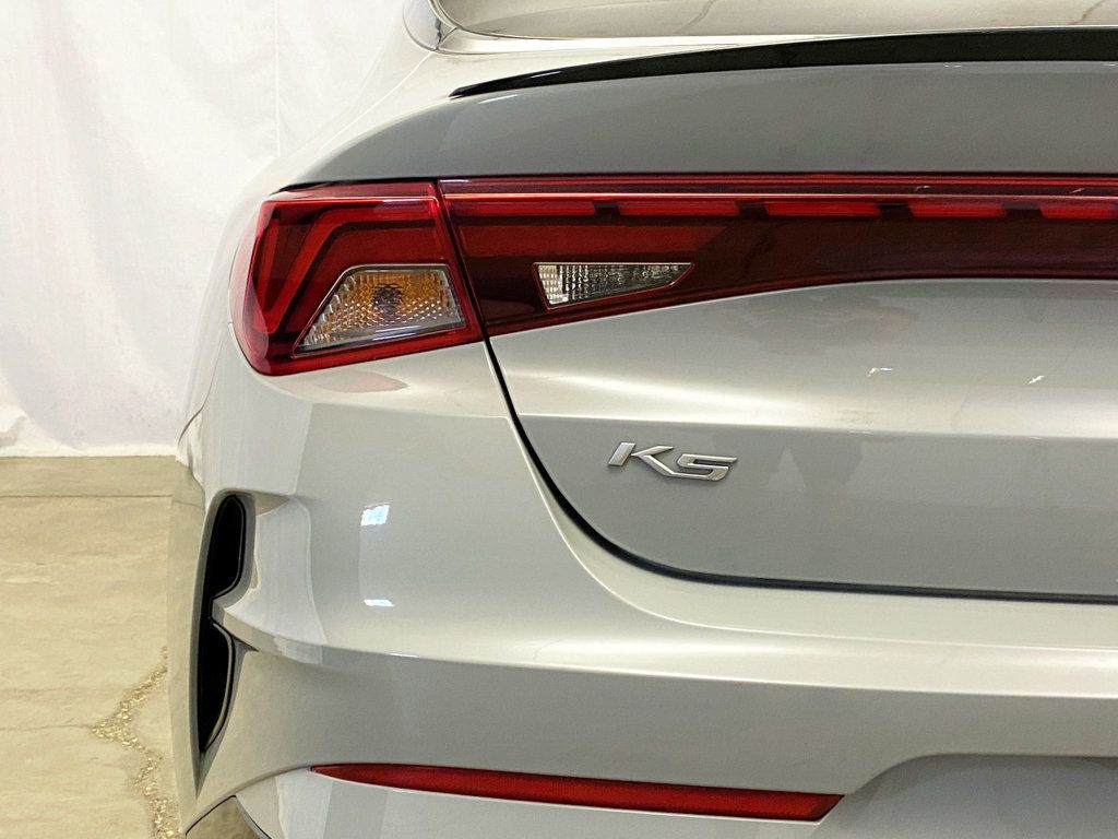 2022 Kia K5 GT-Line photo 5