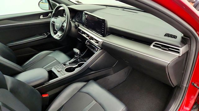 2022 Kia K5 GT-Line Automatic with Premium Package - 22967451 - 24