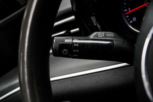 2022 Kia K5 LX Automatic FWD - 22955145 - 27