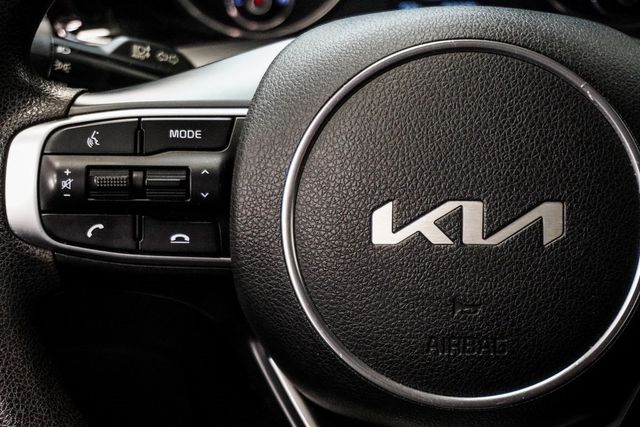 2022 Kia K5 LX Automatic FWD - 22981477 - 14
