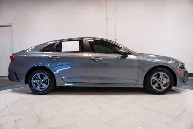 2022 Kia K5 LX Automatic FWD - 22981477 - 31