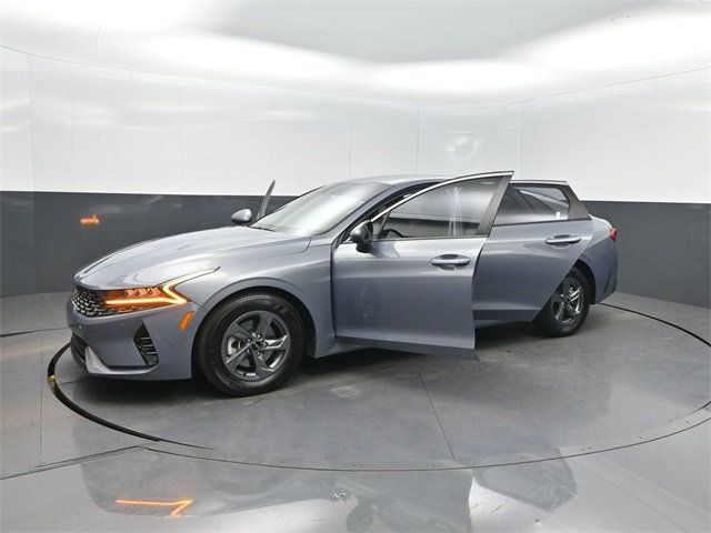 2022 Kia K5 LX Automatic FWD - 22983632 - 35