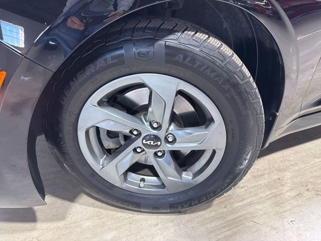 2022 Kia K5 LXS Automatic FWD - 23005311 - 1