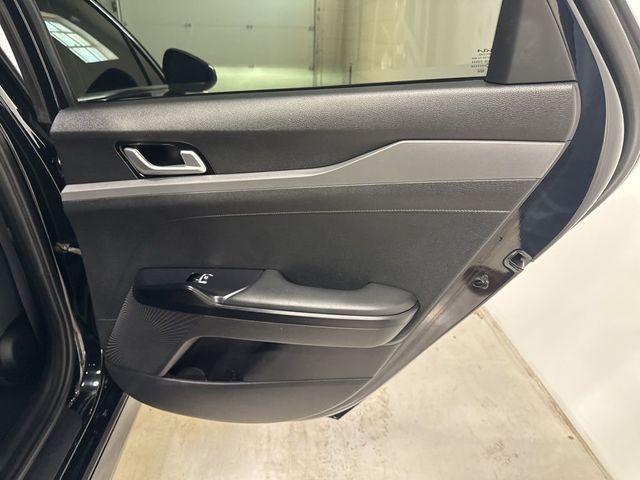 2022 Kia K5 LXS Automatic FWD - 23005311 - 36