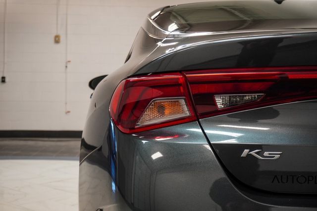 2022 Kia K5 LXS Automatic FWD - 22981449 - 38