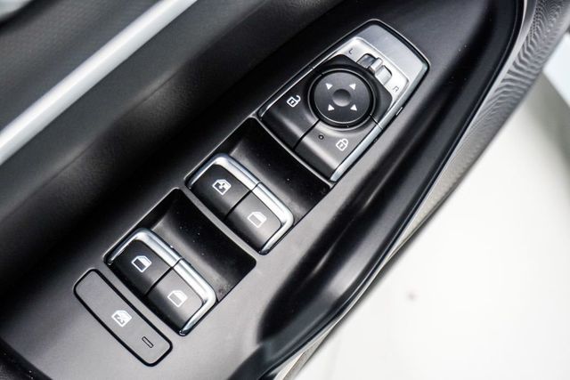 2022 Kia K5 LXS Automatic FWD - 23056825 - 18