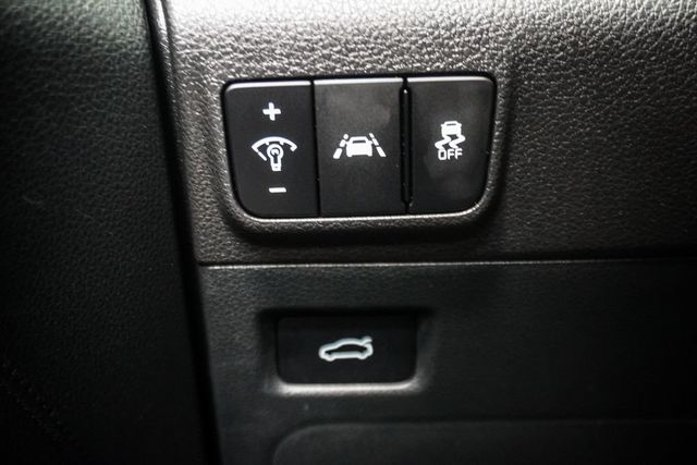 2022 Kia K5 LXS Automatic FWD - 23056825 - 19