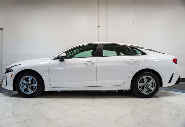 2022 Kia K5 LXS Automatic FWD - 23056825 - 29
