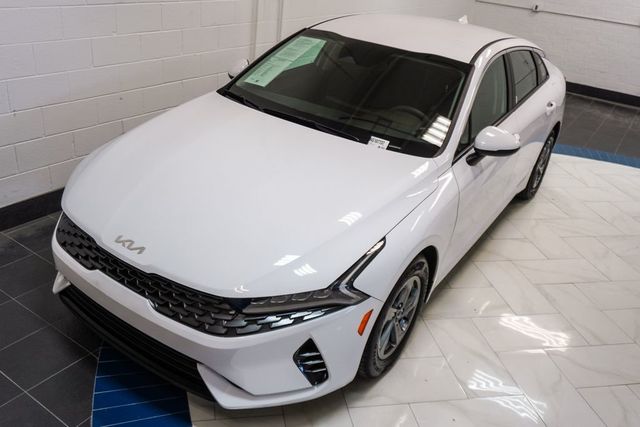 2022 Kia K5 LXS Automatic FWD - 23056825 - 35