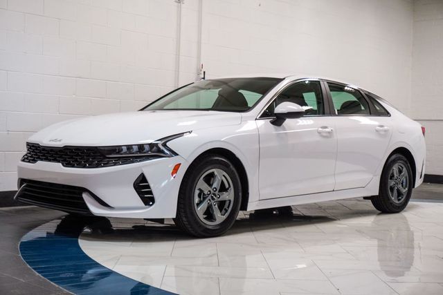 2022 Kia K5 LXS Automatic FWD - 23056825 - 3