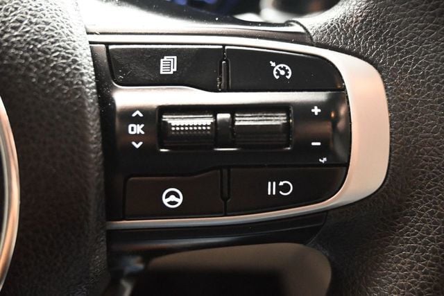 2022 Kia K5 LXS Automatic FWD - 23070315 - 18