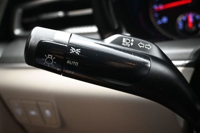 2022 Kia K5 LXS Automatic FWD - 23070315 - 19