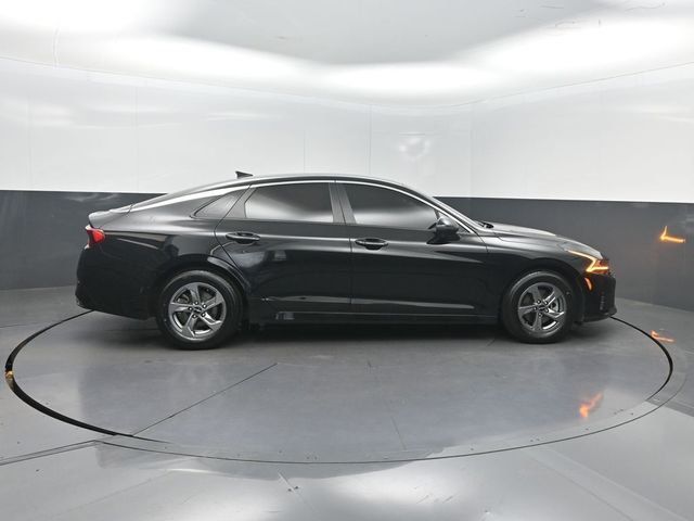 2022 Kia K5 LXS Automatic FWD - 23070315 - 28
