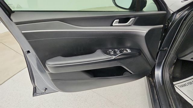 2022 Kia K5 LXS Automatic FWD - 22941003 - 9