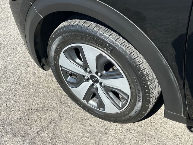 2022 Kia Niro LX FWD - 22952137 - 11