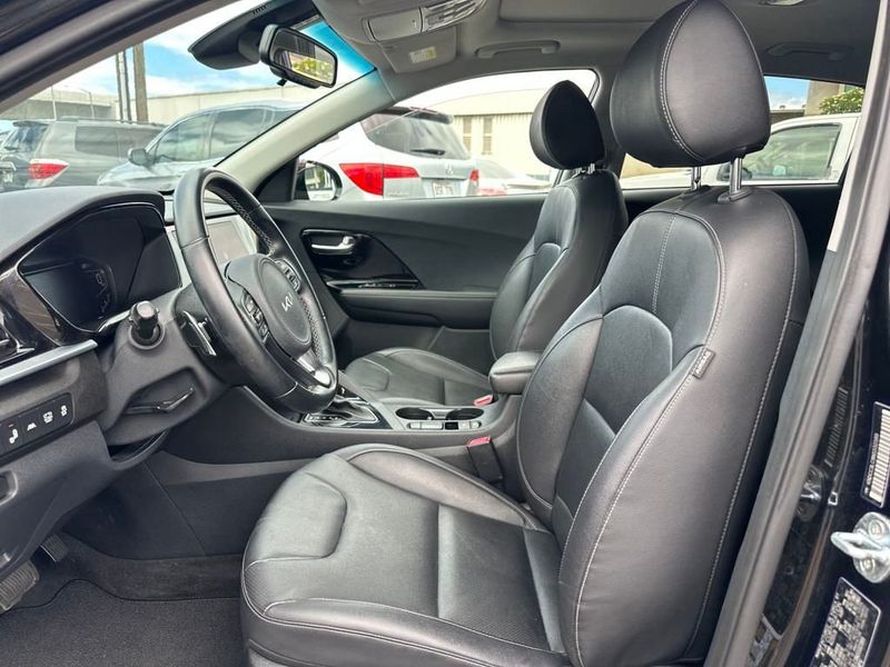 2022 Kia Niro Touring SE FWD - 22952148 - 12