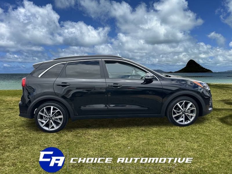 2022 Kia Niro Touring SE FWD - 22952148 - 8