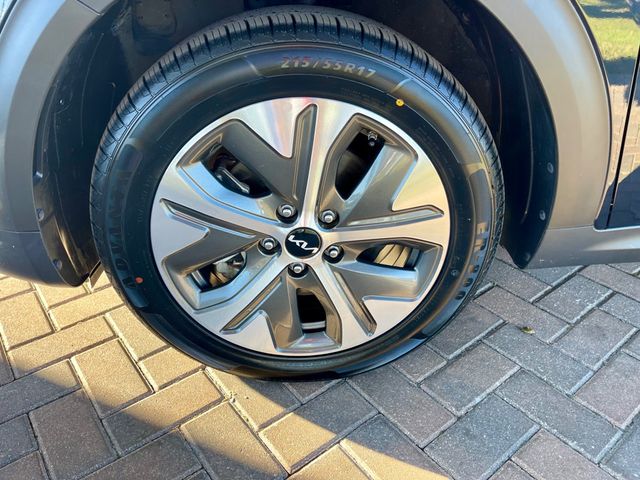 2022 KIA NIRO EV EX - 23008404 - 9