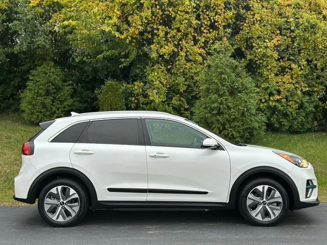 2022 Kia Niro EV EX FWD - 22932446 - 11