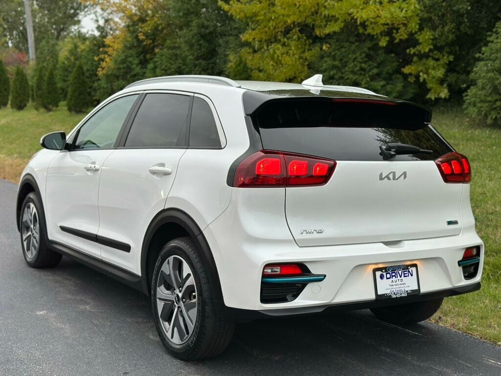 2022 Kia Niro EV EX photo 4