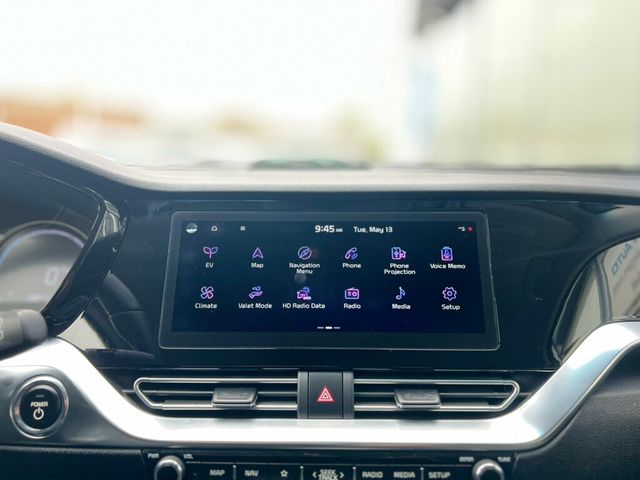 2022 Kia Niro EV EX FWD - 22825925 - 24