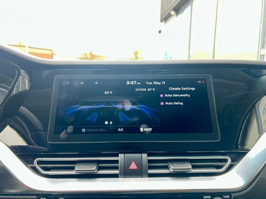 2022 Kia Niro EV EX FWD - 22825925 - 27