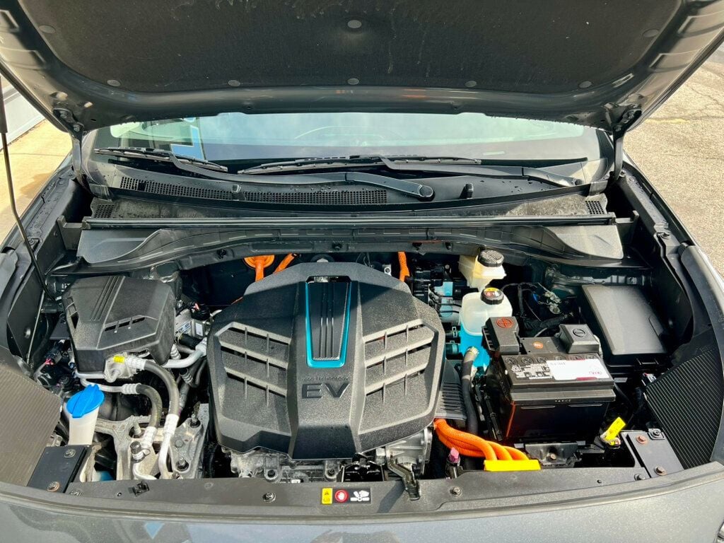 2022 Kia Niro EV Wind photo 11
