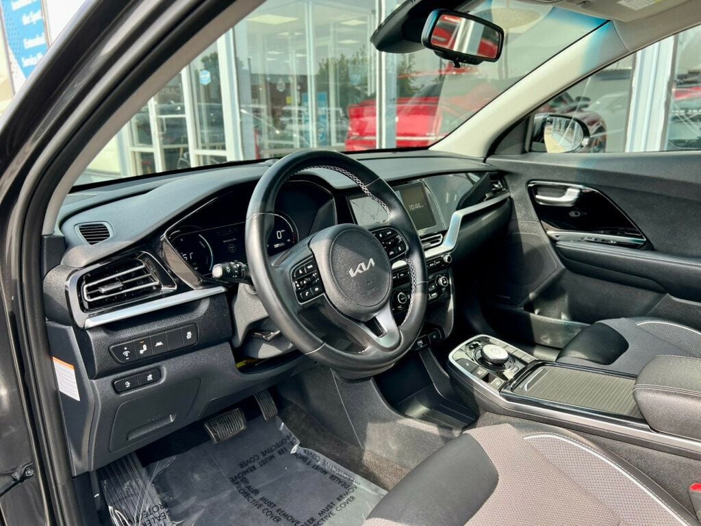 2022 Kia Niro EV Wind photo 14