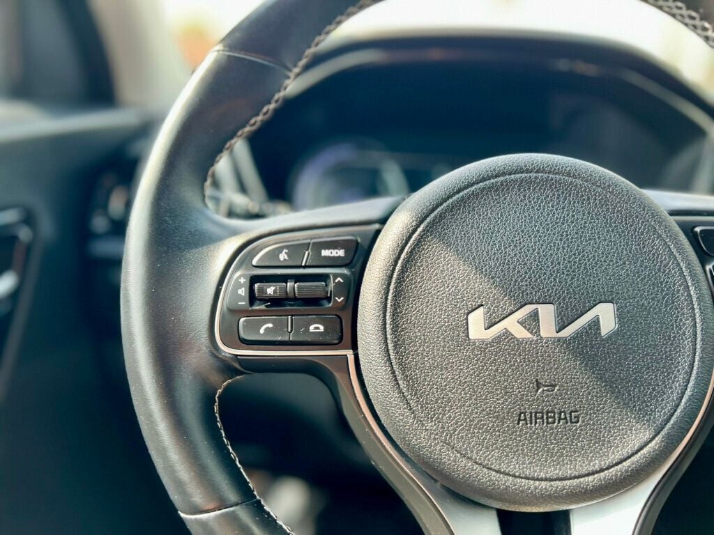 2022 Kia Niro EV Wind photo 19