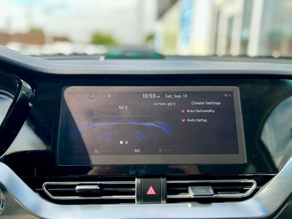 2022 Kia Niro EV Wind photo 25