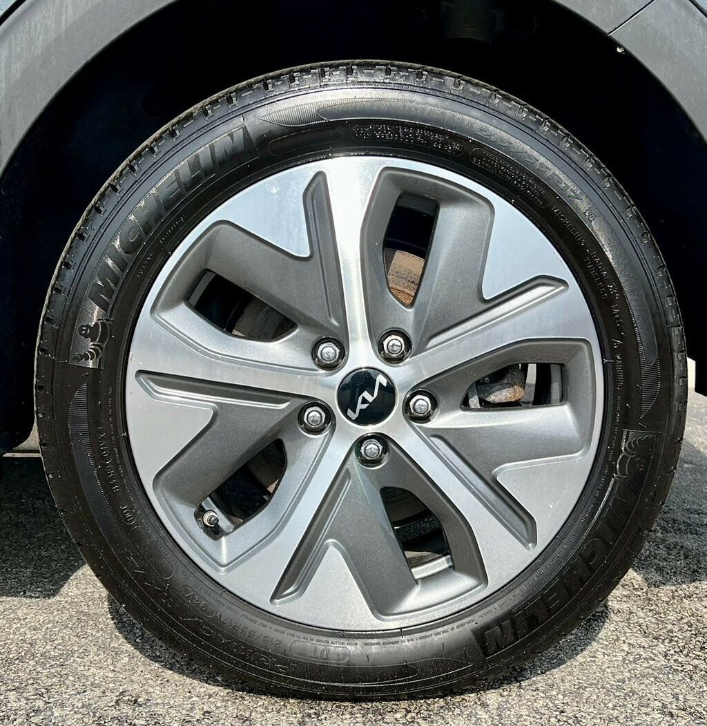 2022 Kia Niro EV Wind photo 29