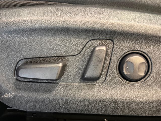 2022 Kia Niro EV EX Premium FWD - 22976995 - 19