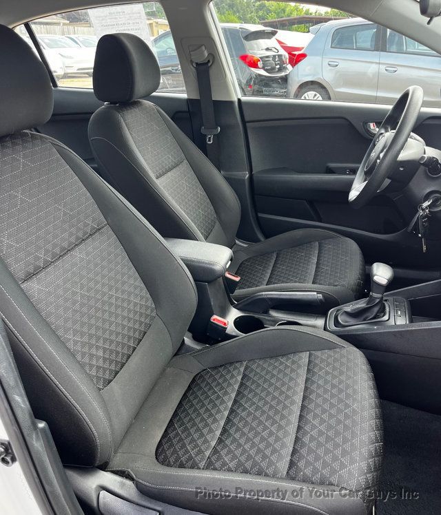 2022 Kia Rio  - 23055696 - 12