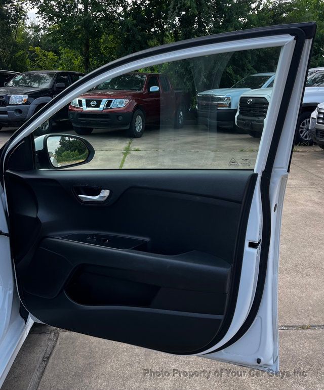 2022 Kia Rio  - 23055696 - 19