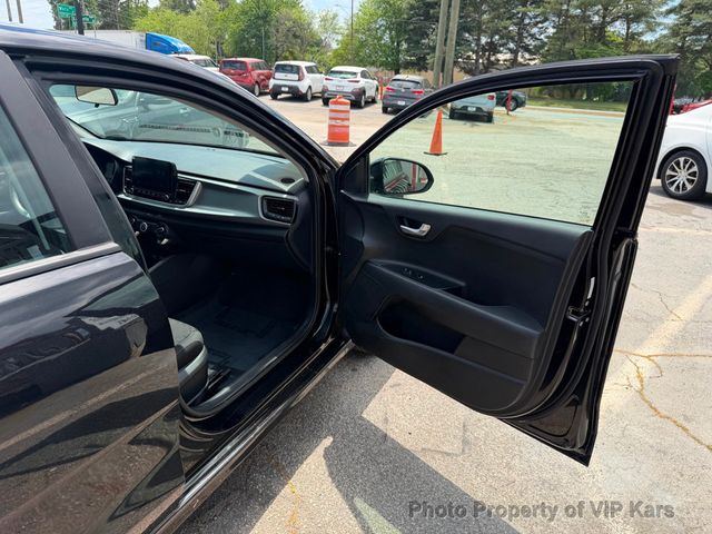 2022 Kia Rio LX IVT - 23018140 - 11