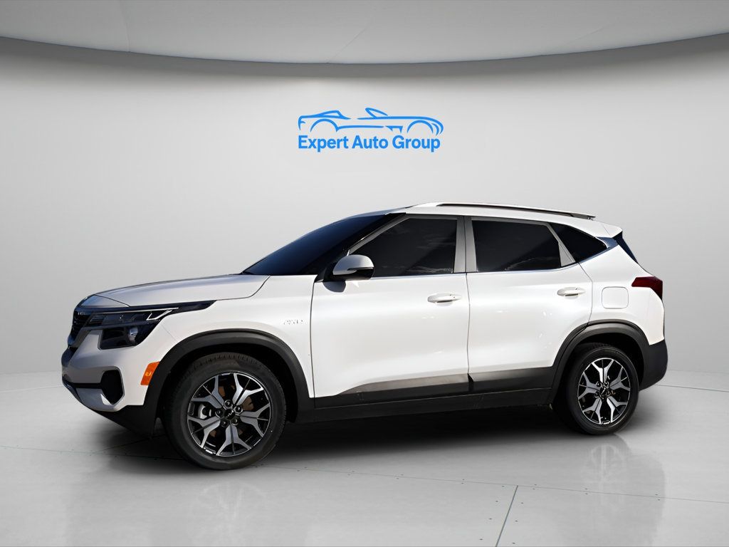 2022 Kia Seltos EX photo 4