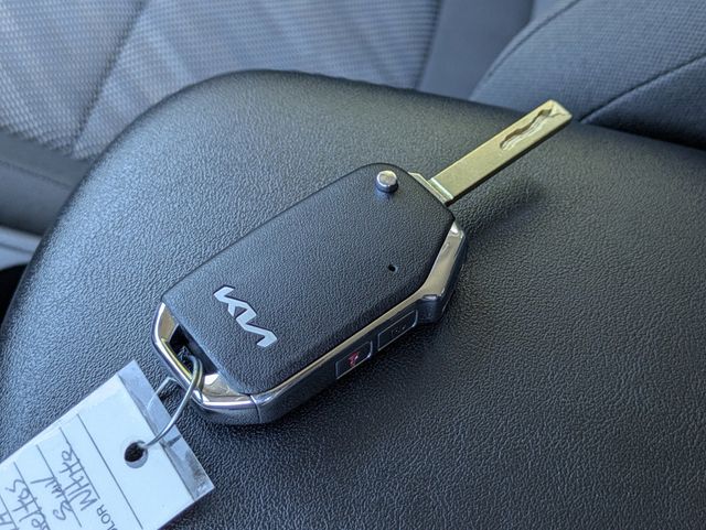 2022 Kia Seltos LX IVT AWD - 22920632 - 27