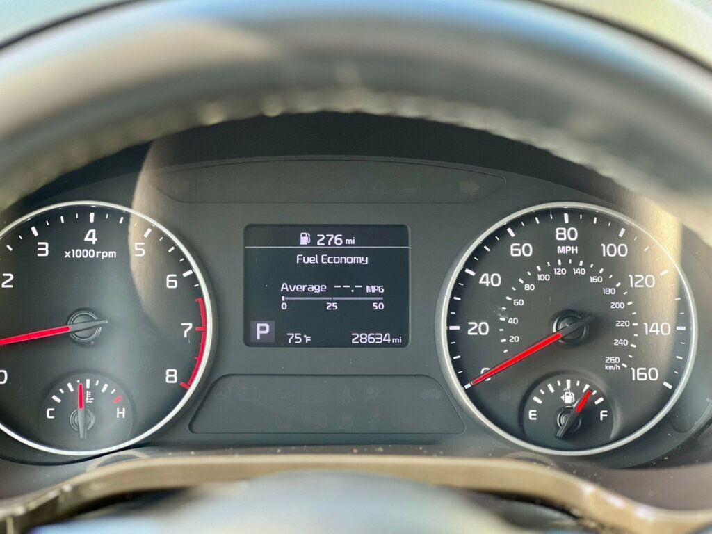 2022 Kia Seltos Nightfall DCT AWD - 22906740 - 17