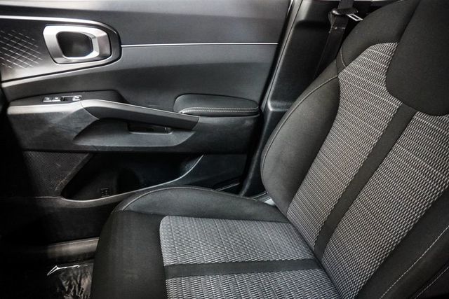 2022 Kia Sorento LX AWD - 22981482 - 27